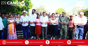 Rescata Javier May su palabra con jonutecos, al entregar la rehabilitación de la carretera Chablé-Boca de San Gerónimo