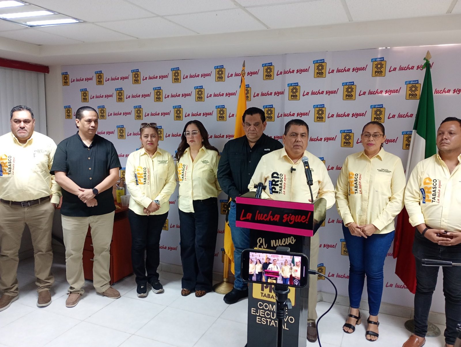 Gobierno de Tabasco y CFE obligan a pagar energía eléctrica