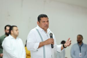 El Gobierno del Pueblo realizará el próximo mes de julio 300 cirugías de cataratas