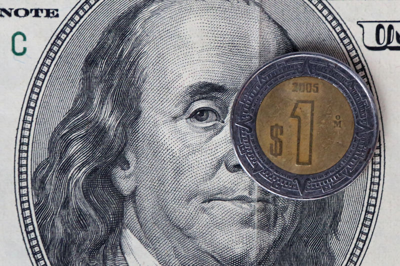 Cierra divisa mexicana en 19.04 por dólar: ¿Qué significa para ti?
