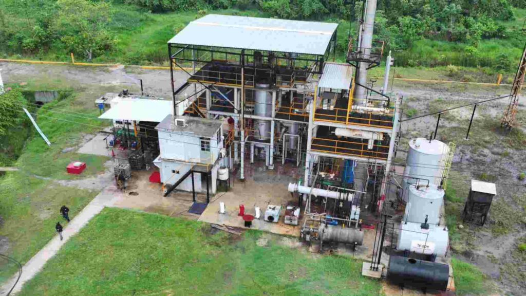 Localizan planta de huachicol en Veracruz tras operativo.