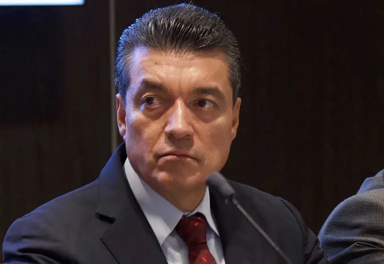 Las denuncias también incluyen menciones a nexos con el crimen organizado. Melgar señaló que miembros de Tabasco y Chiapas fueron acusados de robar sistemáticamente, con lo que vincula directamente a políticos con hechos de corrupción.