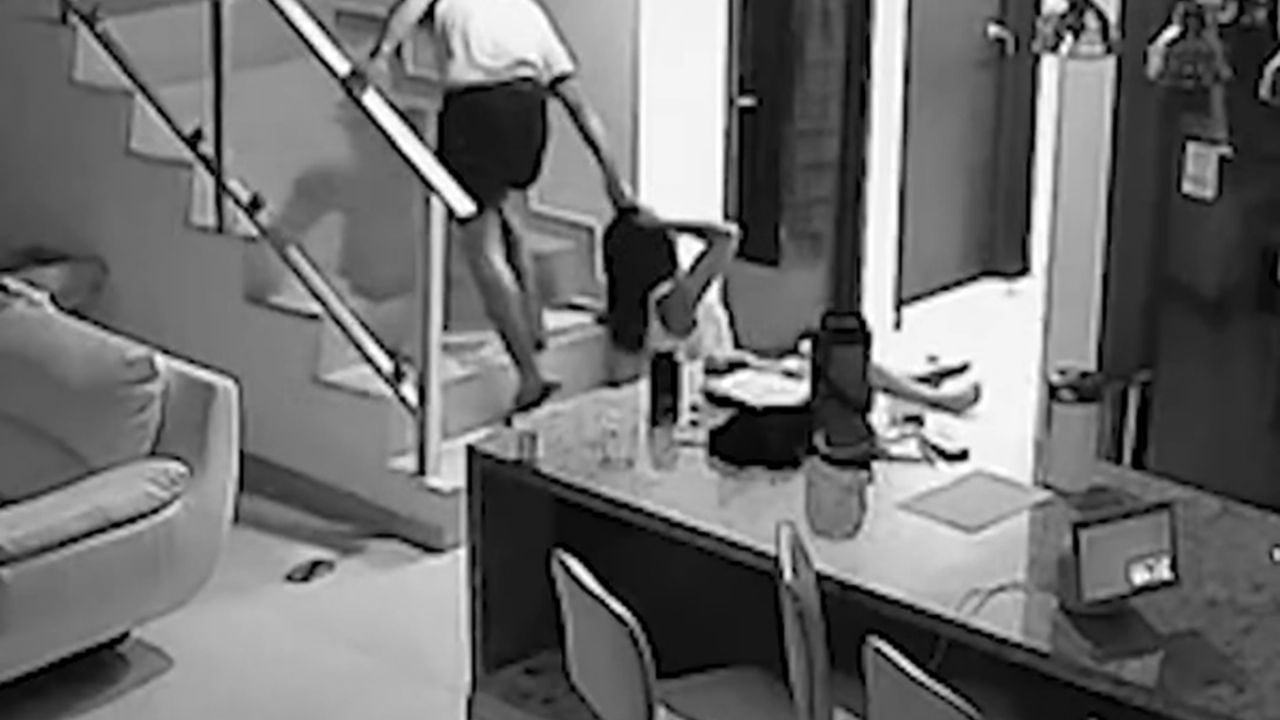 El 22 de junio de 2025 el agresor ingresó por la fuerza al domicilio de la víctima, ubicado en la supermanzana 330 de Cancún