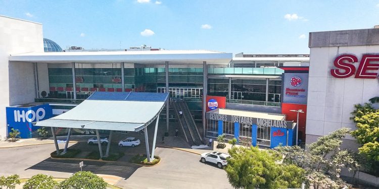 Restaurantes de Plaza Altabrisa enfrentan pérdidas diarias de hasta 30 mil pesos tras explosión en Villahermosa