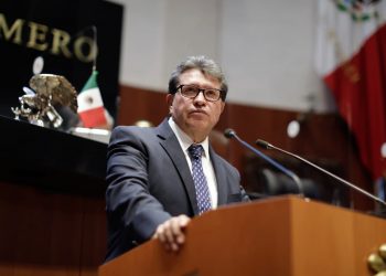 Urge, reforma fiscal: Monreal pide ajustes ante presión creciente en el gasto