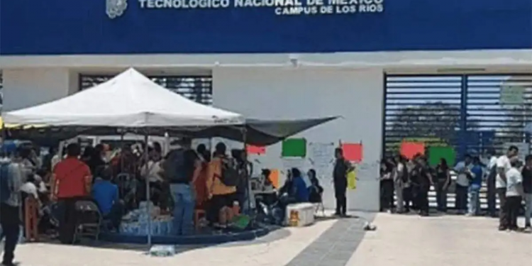 Protestas en Tec de Balancán