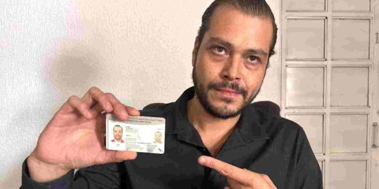 Abogado niega tramitación de amparos a hijos de AMLO; recuerda el caso Caro Quintero y contempla denuncia por suplantación