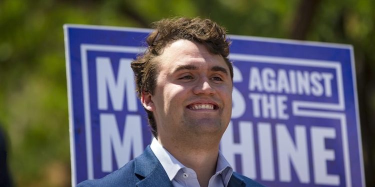 ¡Justicia para Charlie Kirk! FBI Ofrece Recompensa por Asesino