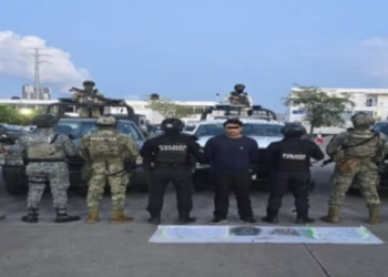 Detiene FIRT Olmeca a dos sujetos por robo con violencia y delitos contra la salud en el municipio de Centro