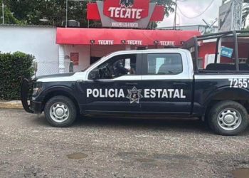 Ejecutan a balazos a un hombre dentro de minisúper en Dos Montes, Centro