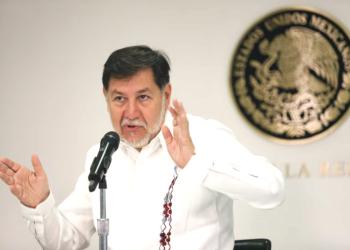 Noroña tunde a Gutiérrez Luna y Monreal