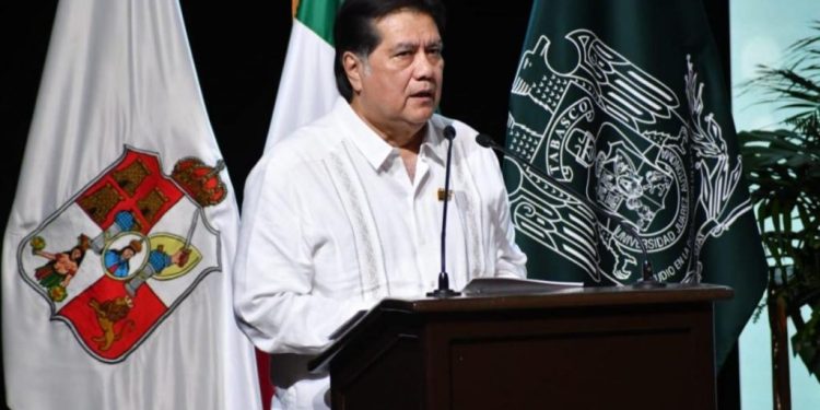 Rector de la UJAT desmiente acusaciones de despojo