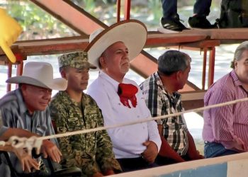 Captan a Audómaro Martínez en el Lienzo Charro de Tabasco