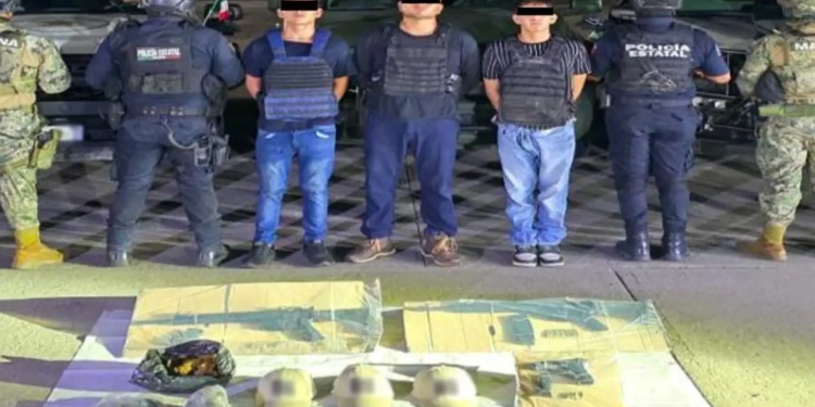 Presuntos extorsionadores detenidos en Tabasco