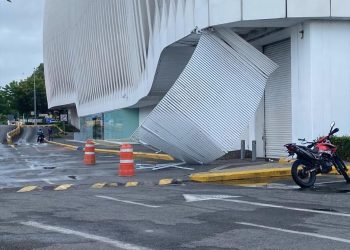 afectaciones en plaza Altabrisa