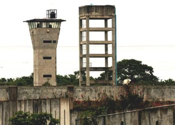 Trasladan a 56 internos de alta peligrosidad al penal de Estación Chontalpa, Huimanguillo