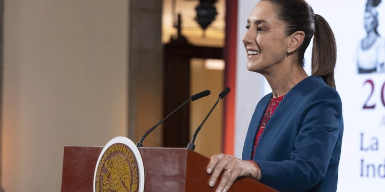 sistema de salud universal en México