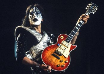 motivo de la muerte de Ace Frehley