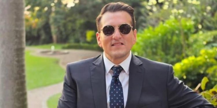 Imitan las tranzas de Adán