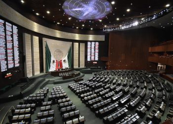 Detectan posible desvío millonario en bancada de Morena