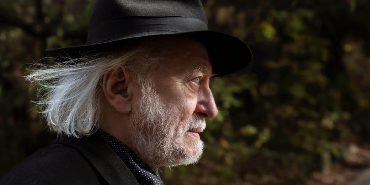 estilo narrativo de Krasznahorkai