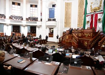 Congresistas de Morena piden destitución de alcaldes