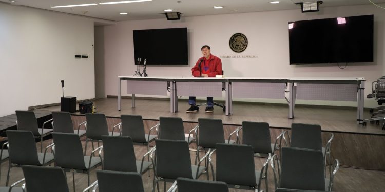 conferencia de prensa de Fernández Noroña