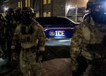 Abusos de agentes de migración en Estados Unidos