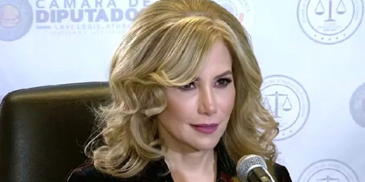 renuncia la magistrada Lorena Josefina Pérez