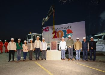 primera piedra del nuevo Centro de Convenciones