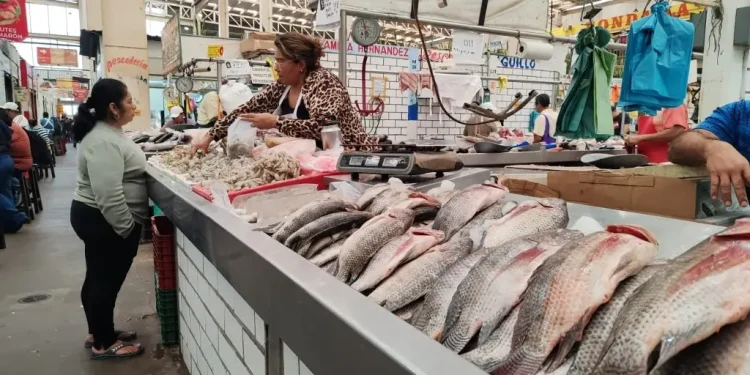 Bajas ventas cuaresma Pino Suárez Villahermosa