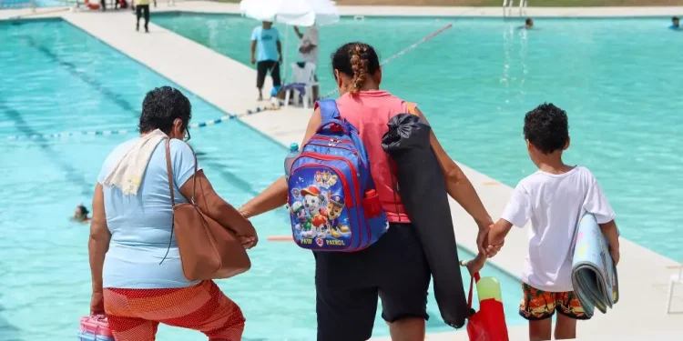 Alberca Pública Ciudad Deportiva Gratuita Semana Santa