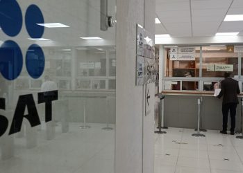 SAT cancela donatarias: 336 fundaciones pierden permiso