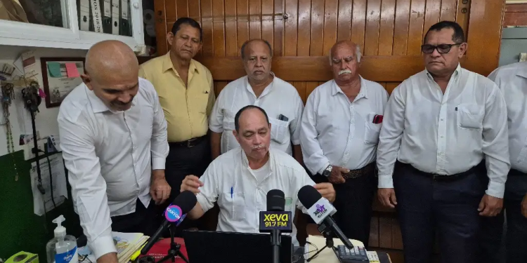 radio taxis Villahermosa denuncian despojo y hackeo