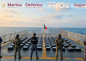 Marina asegura cocaína Guerrero: 2 toneladas en altamar