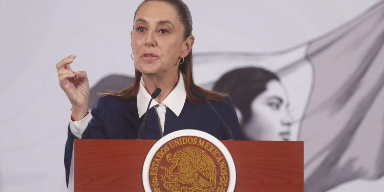 Derrame Golfo de México: Sheinbaum Exige Justicia