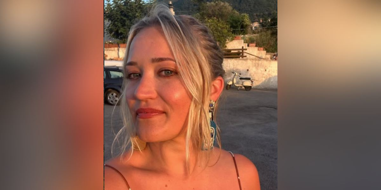 Emily Osment ausencia especial Hannah Montana