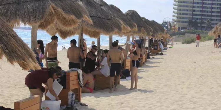 Privatización playas Cancún: Exclusión Local