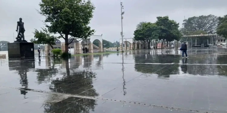 Tabasco inicia abril chubascos y altas temperaturas