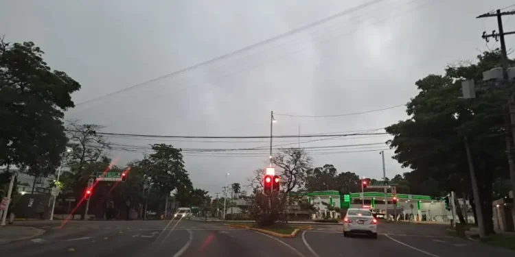 Pronostican chubascos Tabasco: Lluvias y vientos