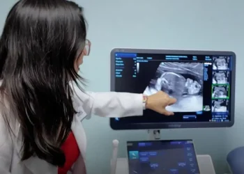 IMSS Bienestar realiza cirugía fetal exitosa en Hospital Rovirosa