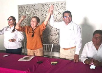 Regidora Cárdenas renuncia PRD Morena