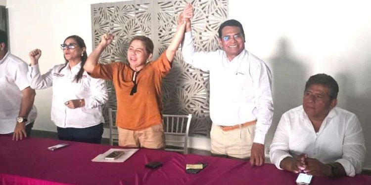 Regidora Cárdenas renuncia PRD Morena