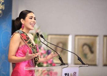 Develan retrato de la Flor Tabasco 2025, Fernanda Miramontes