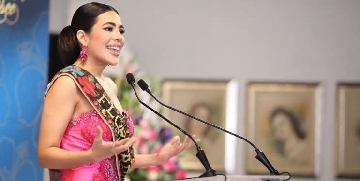 Develan retrato de la Flor Tabasco 2025, Fernanda Miramontes