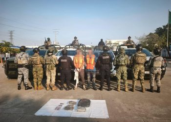 Detenidos en Comalcalco con marihuana y cristal