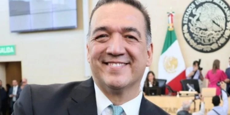 Sergio Contreras renuncia PVEM tras 22 años de militancia