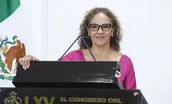 Patricia Lanestosa licencia: Deja curul sin sueldo