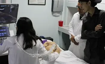 IMSS Bienestar programa nacimientos de bebés con cirugía fetal en mayo