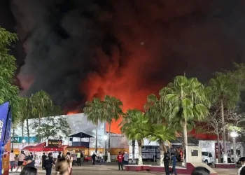 Gobierno de Tabasco desmiente cifra superior de muertos en incendio Feria Tabasco 2026